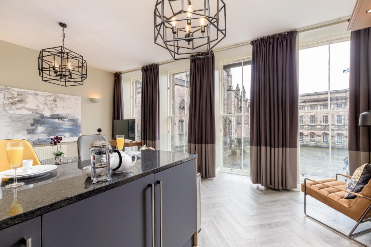 Royal Mile Apartments By Joivy Edimburgo Exterior foto