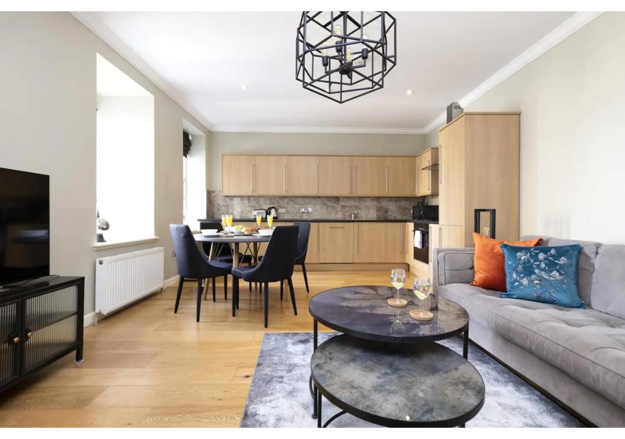 Royal Mile Apartments By Joivy Edimburgo Exterior foto