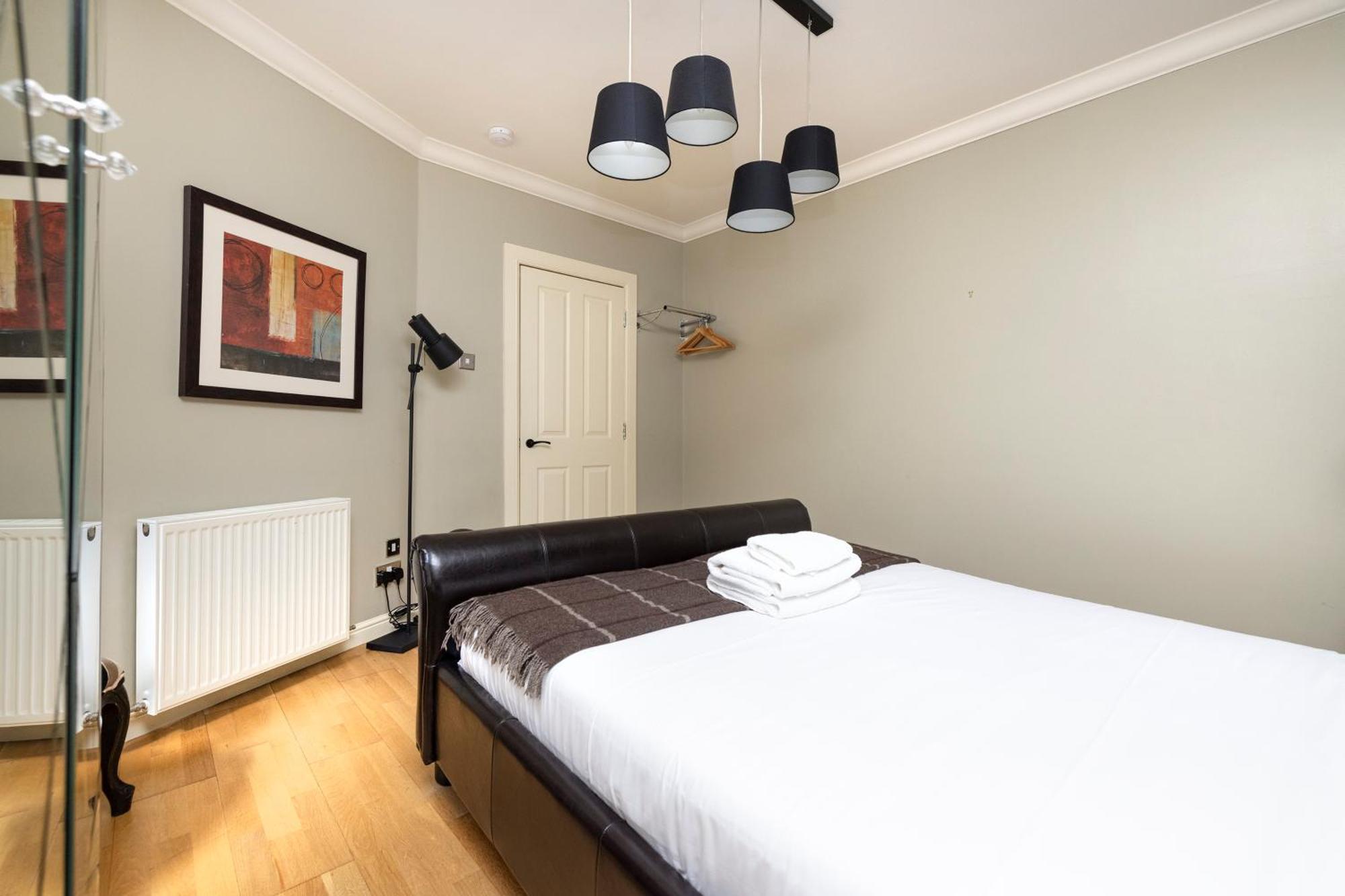 Royal Mile Apartments By Joivy Edimburgo Exterior foto